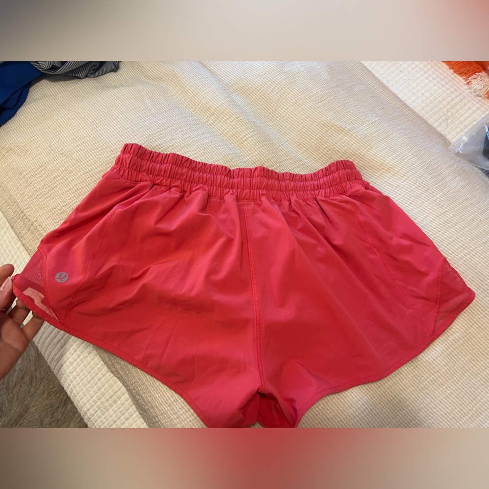 Hotty hot low rise 2.5 lined hot pink lululemon shorts